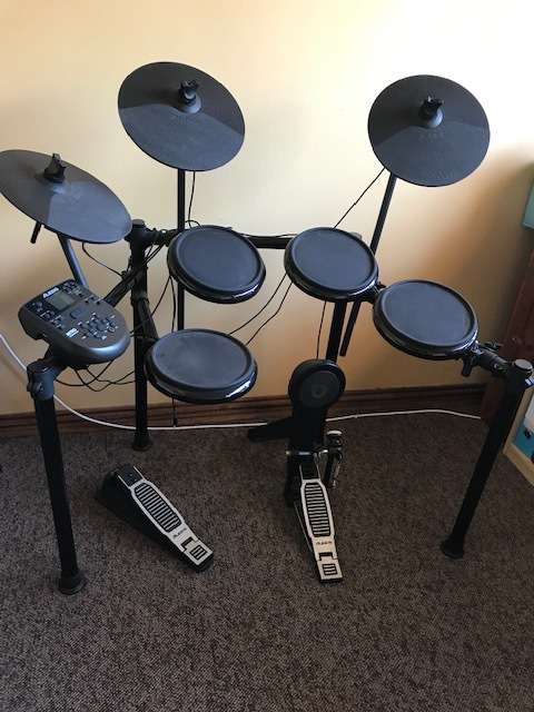 Alesis Nitro Electronic Drum Set