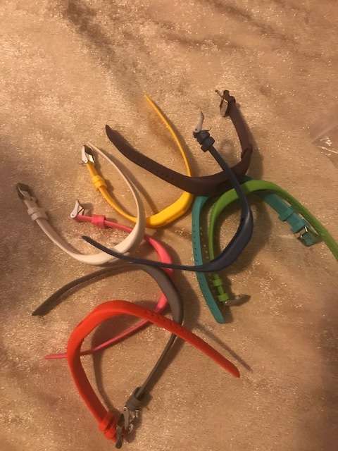 Replacement bands for Garmin vivosport / vivofit 3 & 4 (M/L) pack of 9 colours