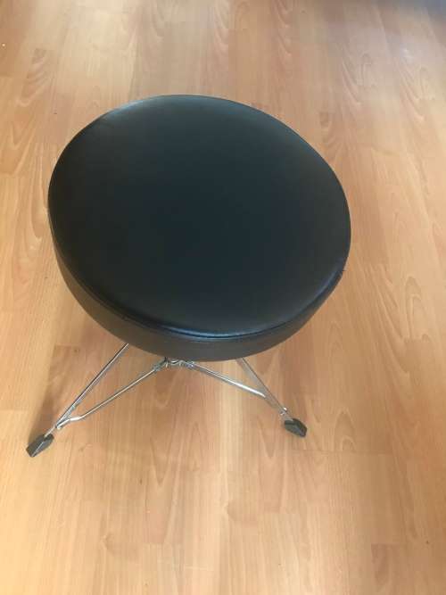 Drum throne (stool)