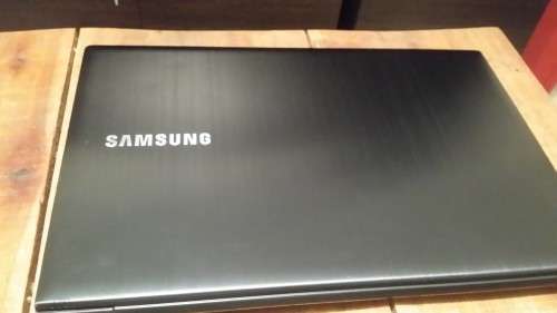15.6" Samsung 870z, i7 3rd Gen, 8Gb Ram, 1Tb Hdd, 2Gb Ati 8800 Graphix