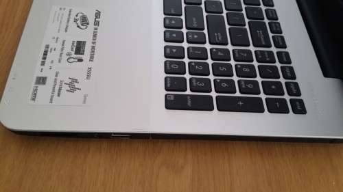 15.6" Asus x555ua, i5 6th Gen, 4gb Ram, 1Tb Hdd