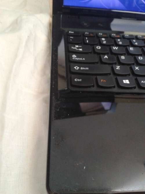 Lenovo G580 (Celeron B830, RAM 2GB, HDD 500GB, DVDRW, Windows 8