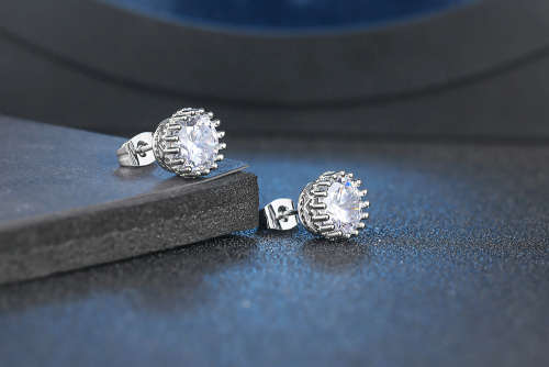 Classic Crown princess Cubic Zirconia 18K Gold Plated Stud Earrings