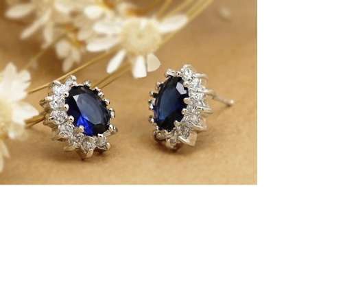 Princess Di Blue Crystal Sapphire Gem 18K Gold Plated Wedding Ring