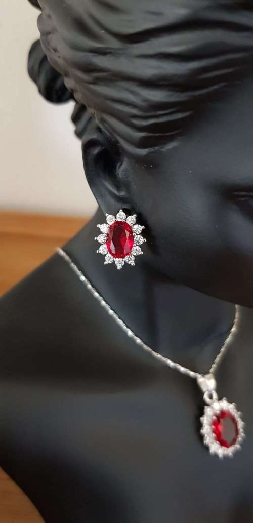 Princess Di Red Crystal Sapphire Gem Earrings