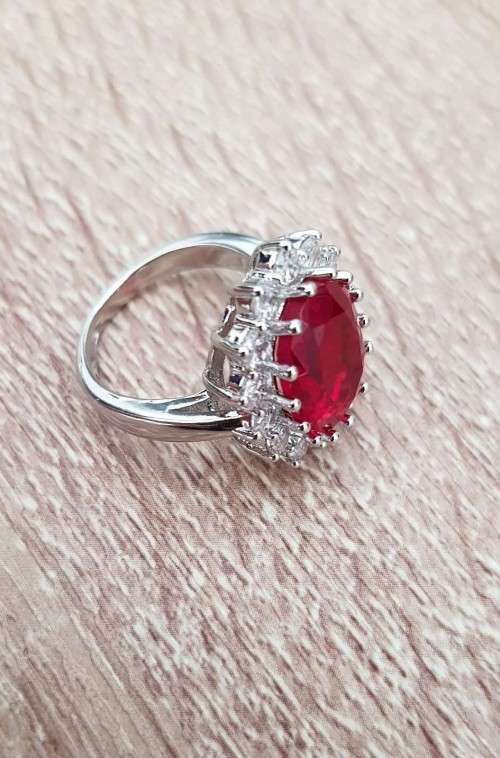 Princess Di Red Crystal Sapphire Gem Ring,Earrings and Pendant Set Gold Plated Wedding Ring