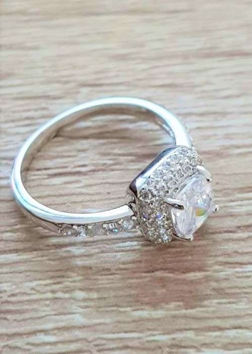 Pavé Halo White Crystal Sapphire Gem Ring,Earrings & Pendant Set