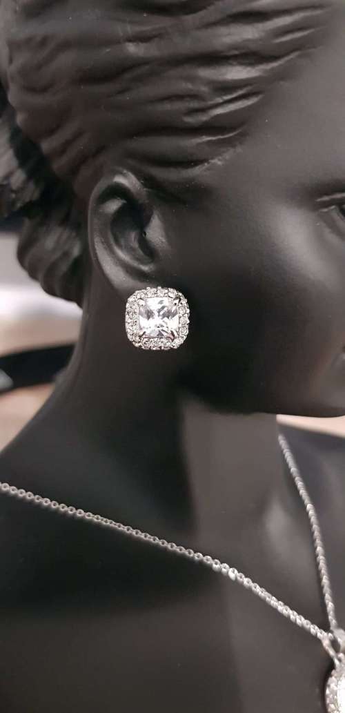 Pavé Halo White Crystal Sapphire Gem Ring,Earrings & Pendant Set