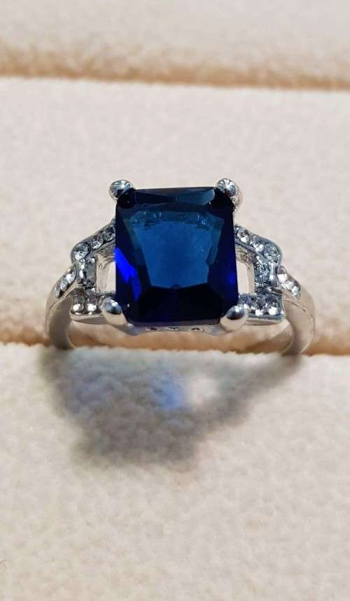 Misso Classic Blue Crystal Sapphire Gem Ring Gold Plated