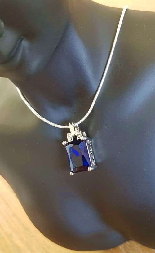 Misso Classic Blue Crystal Sapphire Gem Pendant