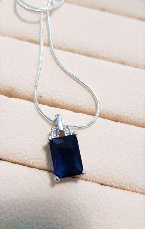 Misso Classic Blue Crystal Sapphire Gem Pendant