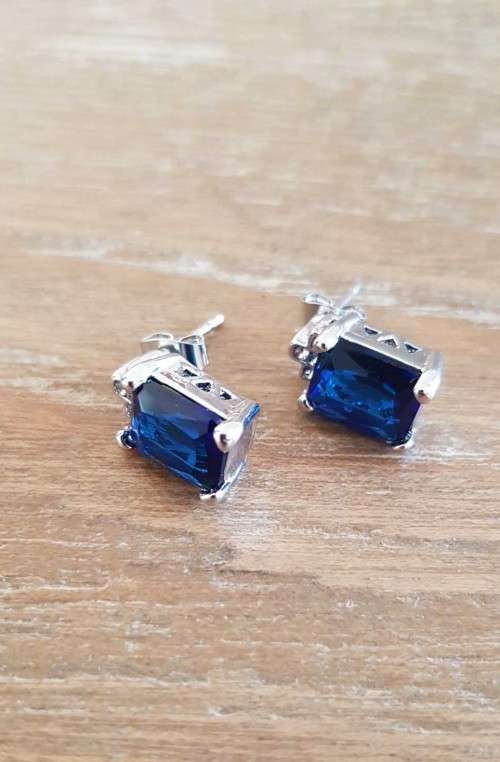 Misso Classic Blue Crystal Sapphire Gem Earrings