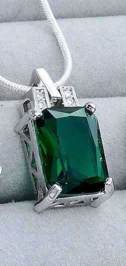 Misso Classic Green Crystal Sapphire Gem Pendant