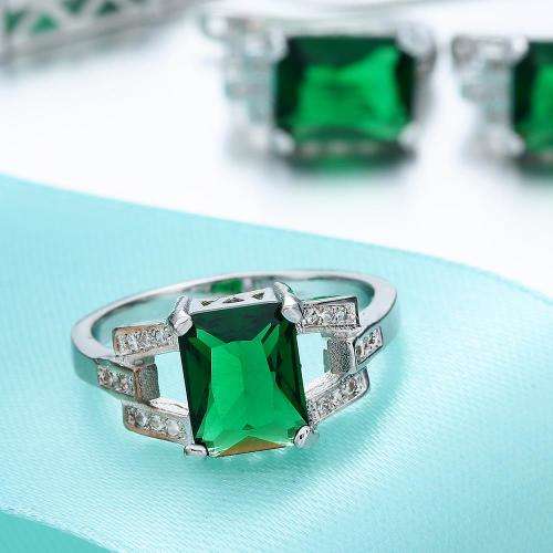 Misso Classic Green Crystal Sapphire Gem Ring Gold Plated