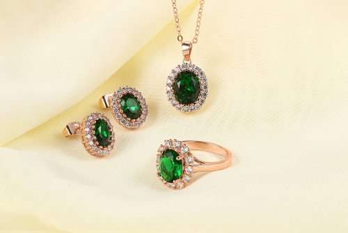 Villa Rose Rose gold Emerald  Austrian Crystal jewelry set 3pcs ring + necklace earrings for woman