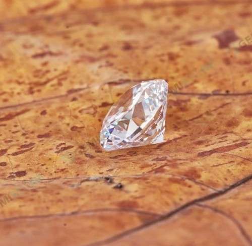 Certified Moissanite 1 carat 6.5mm D/VVSI Round Brilliant cut