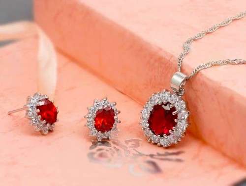 Princess Di Red Crystal Sapphire Gem Ring,Earrings and Pendant Set Gold Plated Wedding Ring