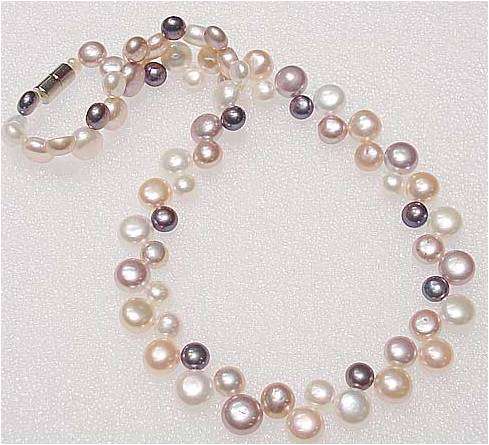 Cultured pearl necklace