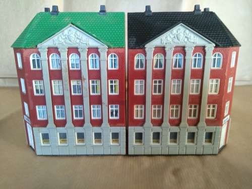 HO RAILROAD BANK BUILDING