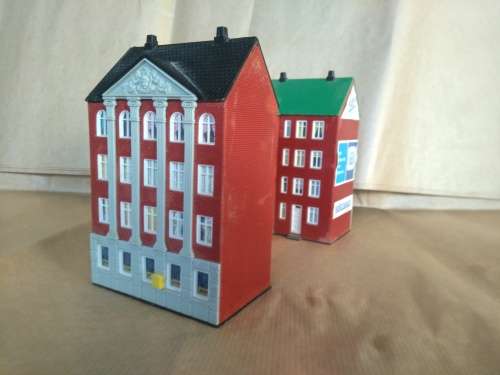 HO RAILROAD BANK BUILDING