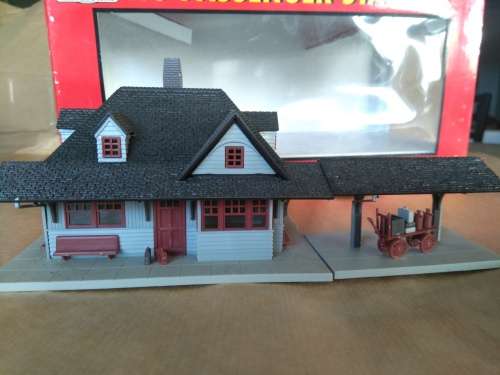 ATLAS HO PASSANGER STATION