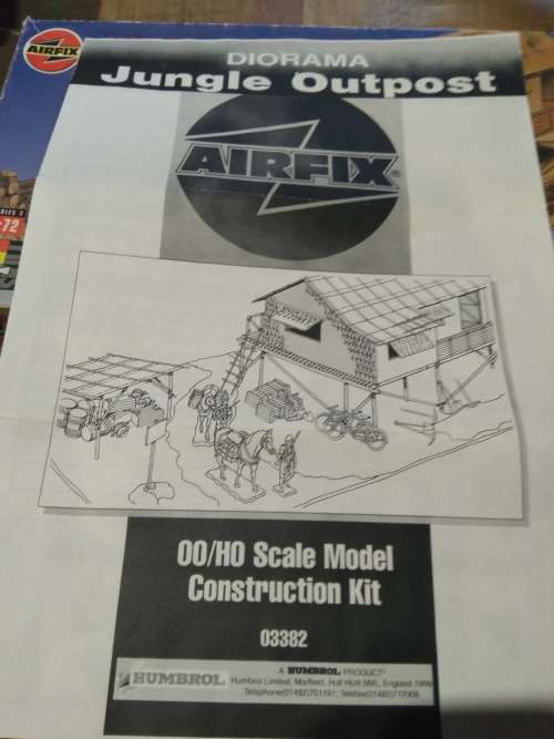 AIRFIX JUNGLE OUTPOST 1/72