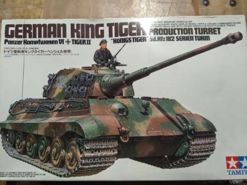 WW2 GERMAN KING TIGER 1/35