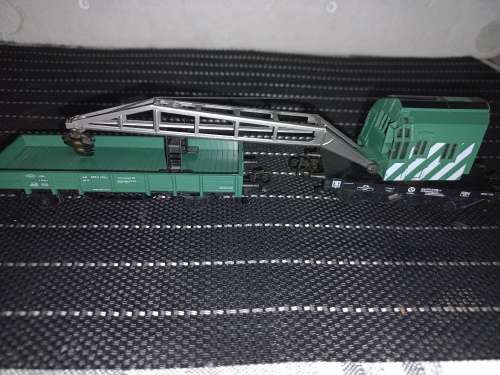 MARKLIN HO CRANE, Flat bed Support Carriage and Guard Carriage