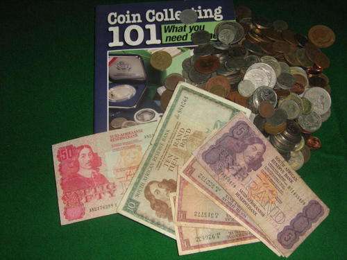 COLLECTION OF INTERNATIONAL COINS ABOUT 1.2KG SOME BANK NOTES AbND A COLLECTERS BOOK ONE BID FOR ALL