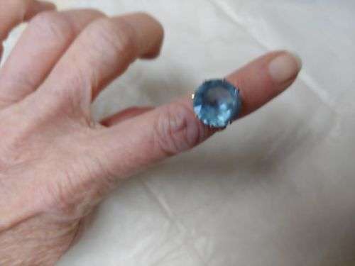 Aquamarine dress ring
