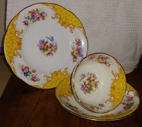 PARAGON CHINA TEA SET