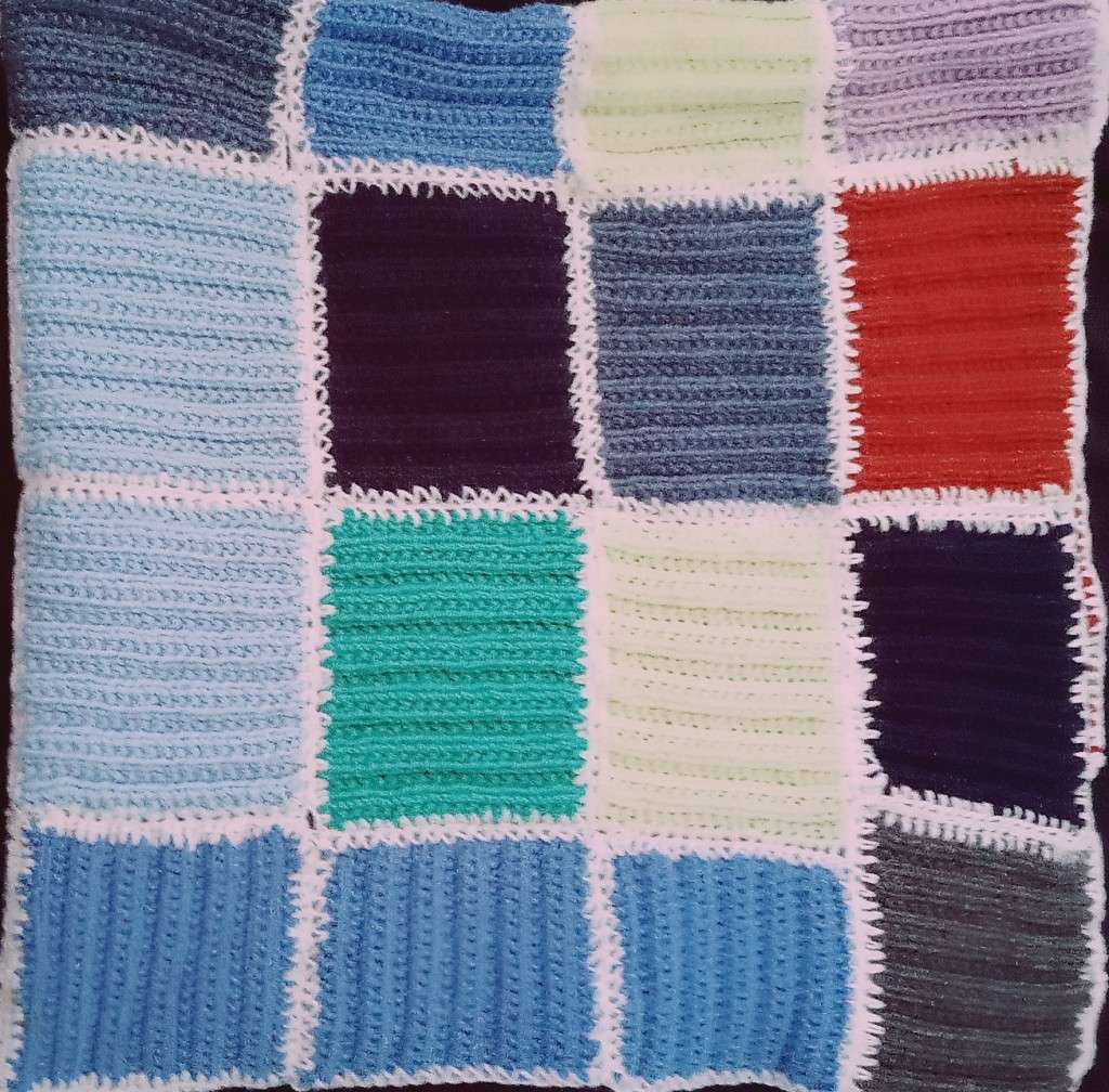 Beautiful New Corchet Blanket newly knitted 110cm x 110cm