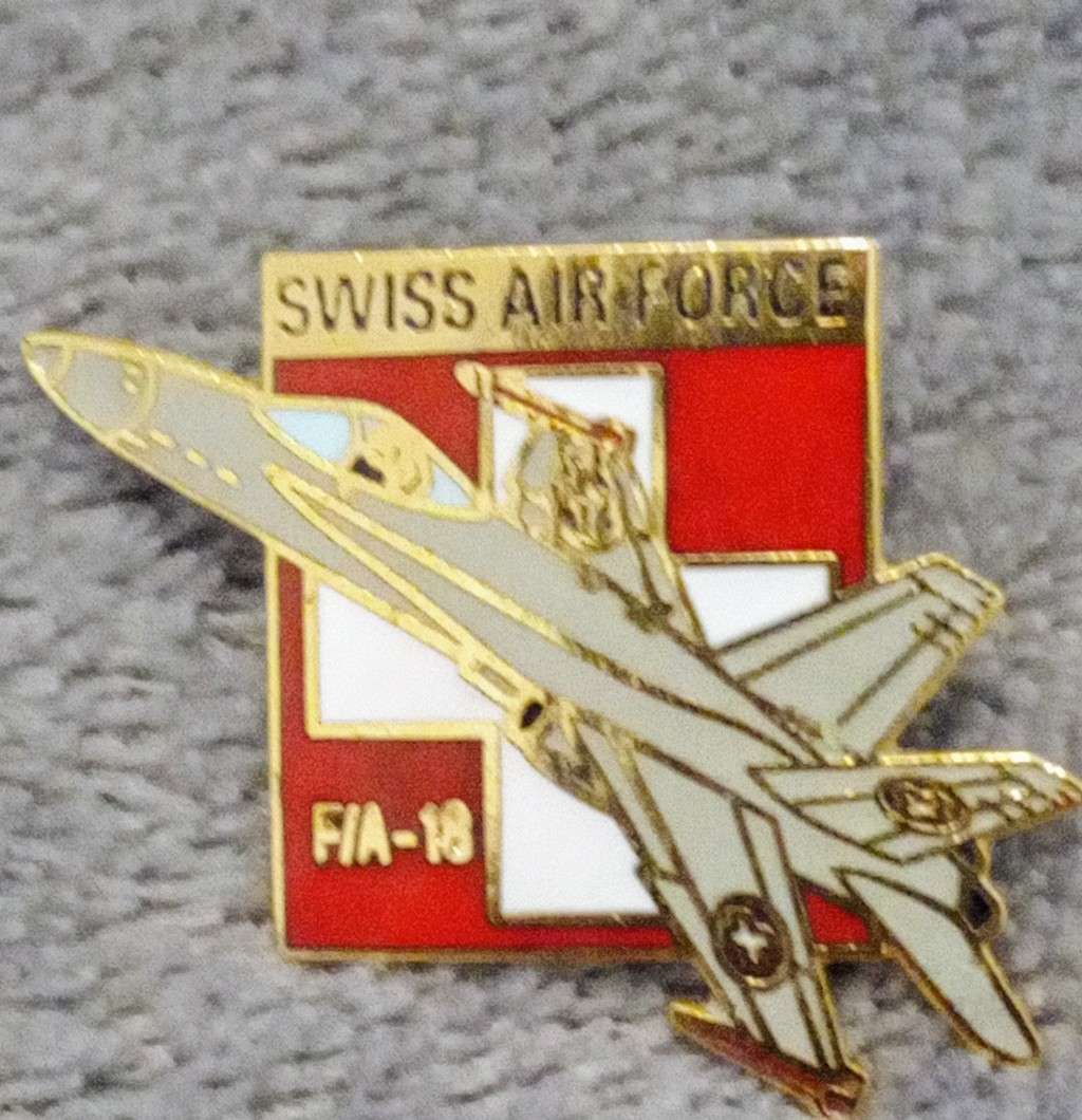 Collectable Swiss Military Air Force F-18 Pin/Badge