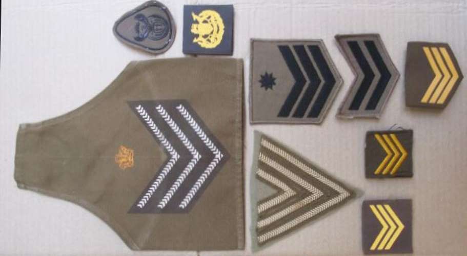 SADF WARRANT OFFICER & SERGEANT RANK INSIGNIA LOT