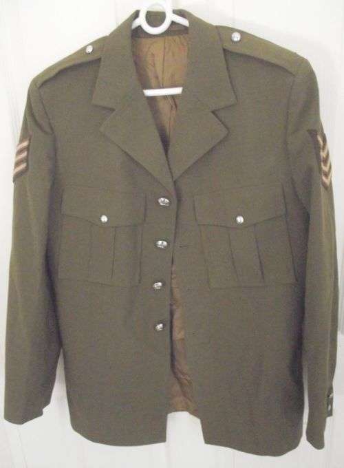 1976 SADF STEP OUT JACKET WITH SERGEANT RANK CLOTH INSIGNIA