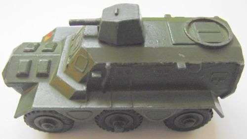 DINKY TOYS ARMOURED PERSONNEL CARRIER MODEL NUMBER 676