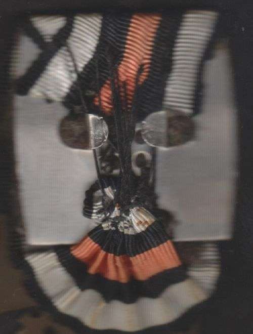 1914 1918  WORLD WAR ONE GERMAN CROSS OF HONOUR FULL SIZE MEDAL