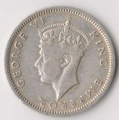 1942 SOUTHERN RHODESIA 6 PENCE SILVER COIN