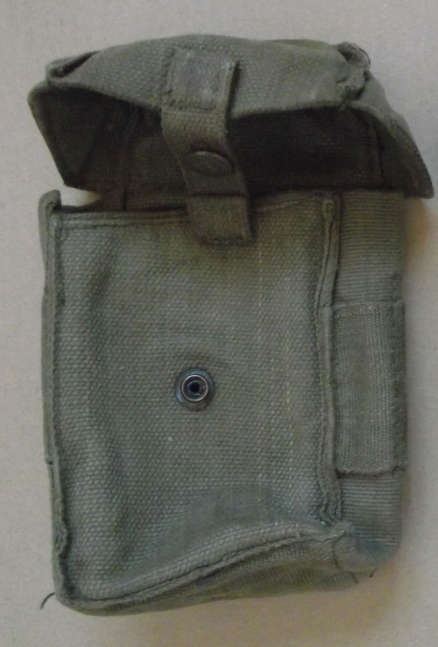 1970 PATTERN SADF R1 MAGAZINE POUCH