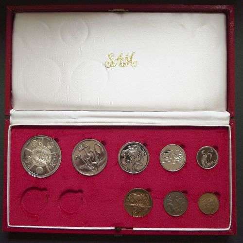 1974 SOUTH AFRICA LONG PROOF SET WITH R 1 SILVER COIN - NO GOLD !