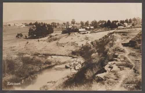 VINTAGE NATAL ESTCOURT REAL PHOTOGRAPH POSTCARD - UNUSED
