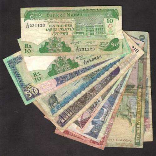 LOT OF AFRICAN BANK NOTES Incl RHODESIA, MAURITIUS ETC