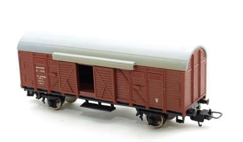 Lima Norwegian goods van with sliding doors - HO