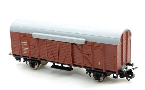 Lima Norwegian goods van with sliding doors - HO