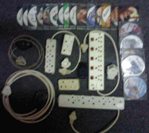 Windows XP mag cover discs and various multipugs,adaptors and leads