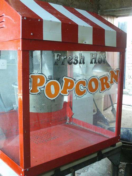 Popcorn machine
