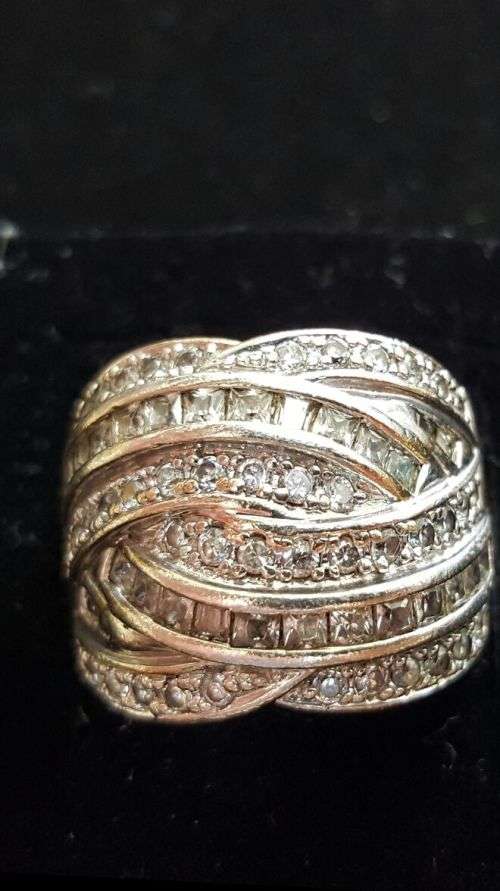 BEAUTIFUL STERLING SILVER CLUSTER DRESS RING 9 GRAMS STERLING