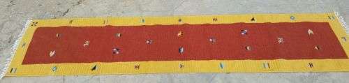STUNNING HAND MADE KILIM RUNNER. 3.1 m x 0.9 m PRISTINE CONDITION!!!!!!!