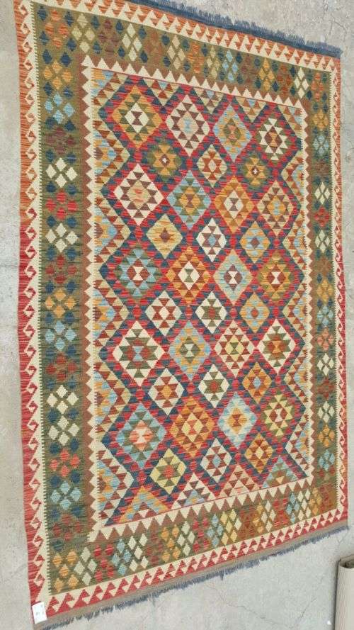 MAGNIFICENT HAND MADE KILIM  2.95 m x 1.95 m PRISTINE CONDITION!!!!!!!