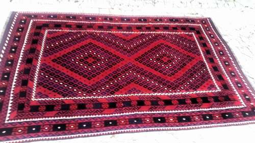 MAGNIFICENT VINTAGE HAND MADE KILIM  3.69 m x 2.56 m EXCELLENT CONDITION!!!!!!!